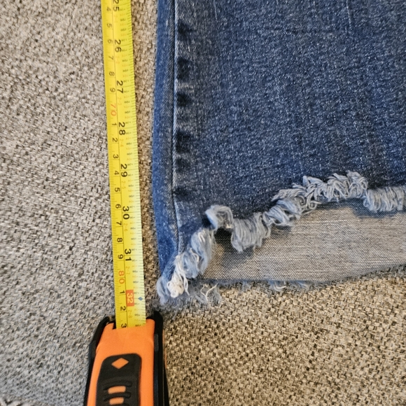 Show Me Your Mumu Lakefront Austin Distressed Raw Edges Boho Flare Jeans 30 - Picture 9 of 10